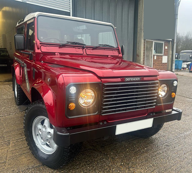 1997 Land Rover Defender 90 4 x 4 – 2.5L Turbo Diesel